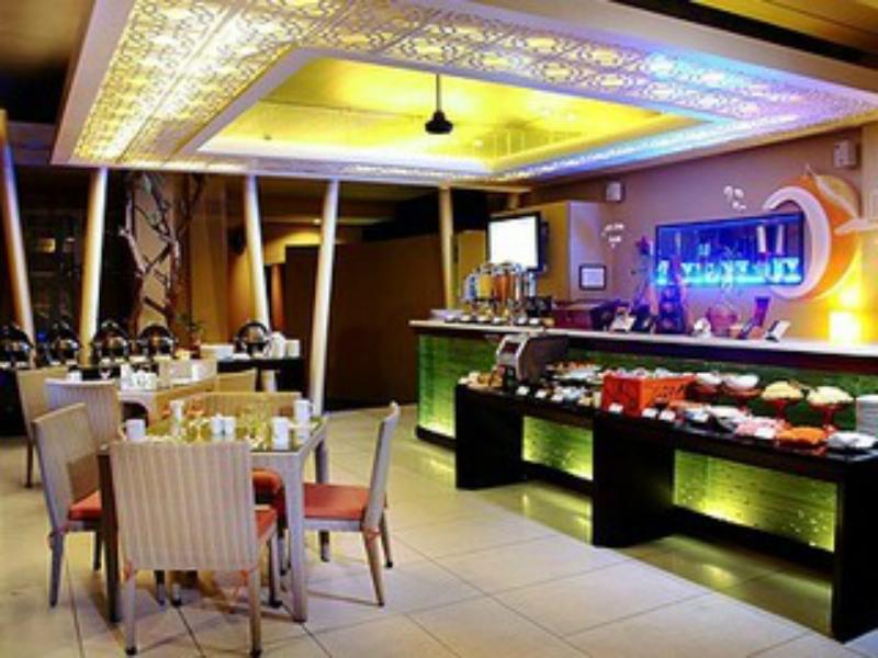 Готель 100 Sunset Boutique Кута Екстер'єр фото