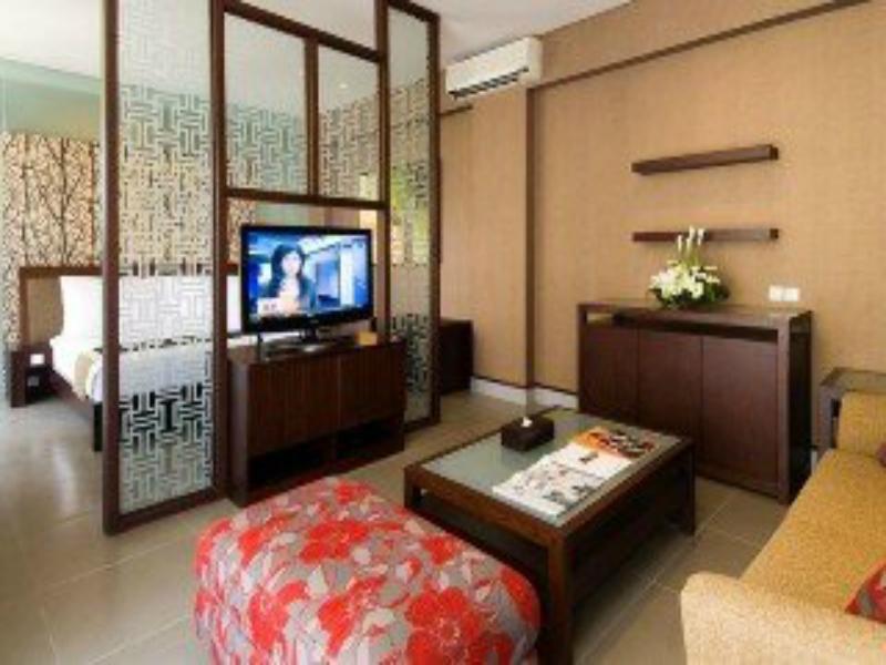 Готель 100 Sunset Boutique Кута Екстер'єр фото